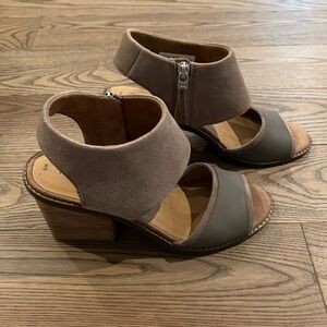 TOMS 3inch cutout sandal heels